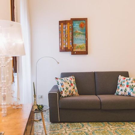 Le Muse Di Apollo Apartment Сиракуза Екстериор снимка