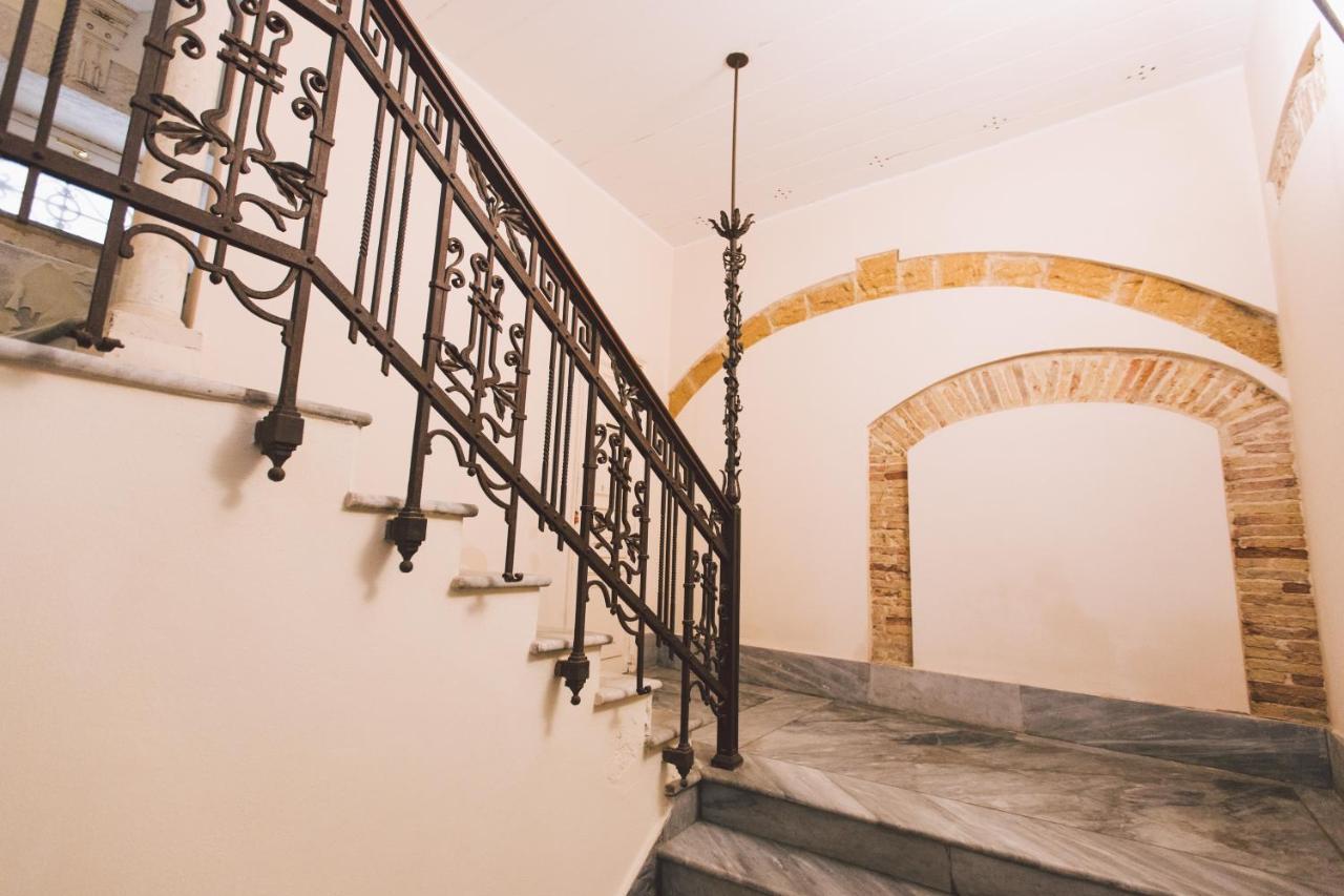 Le Muse Di Apollo Apartment Сиракуза Екстериор снимка
