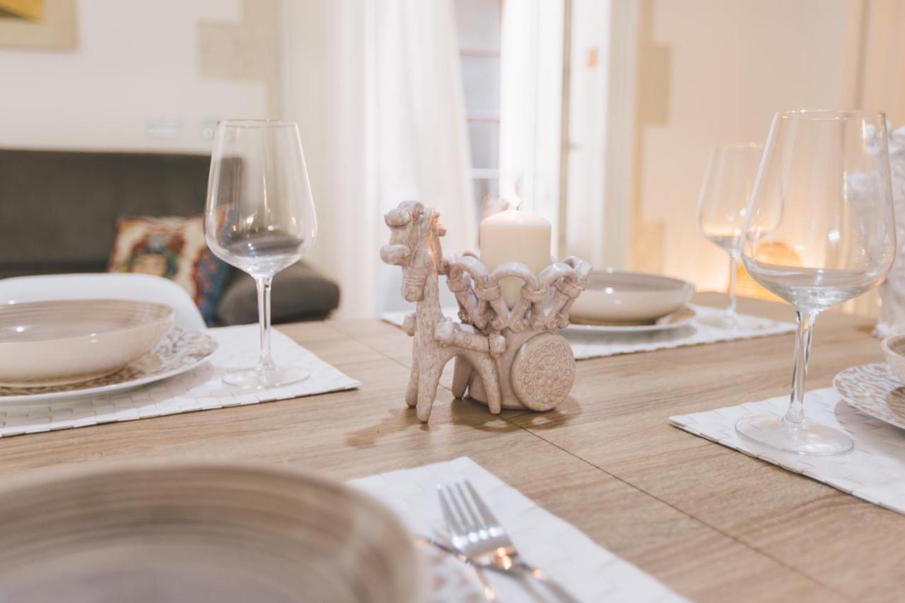 Le Muse Di Apollo Apartment Сиракуза Екстериор снимка