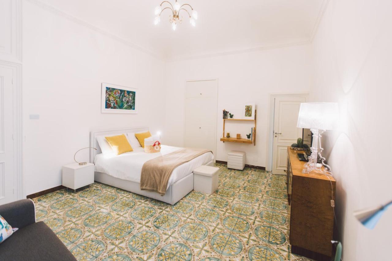 Le Muse Di Apollo Apartment Сиракуза Екстериор снимка
