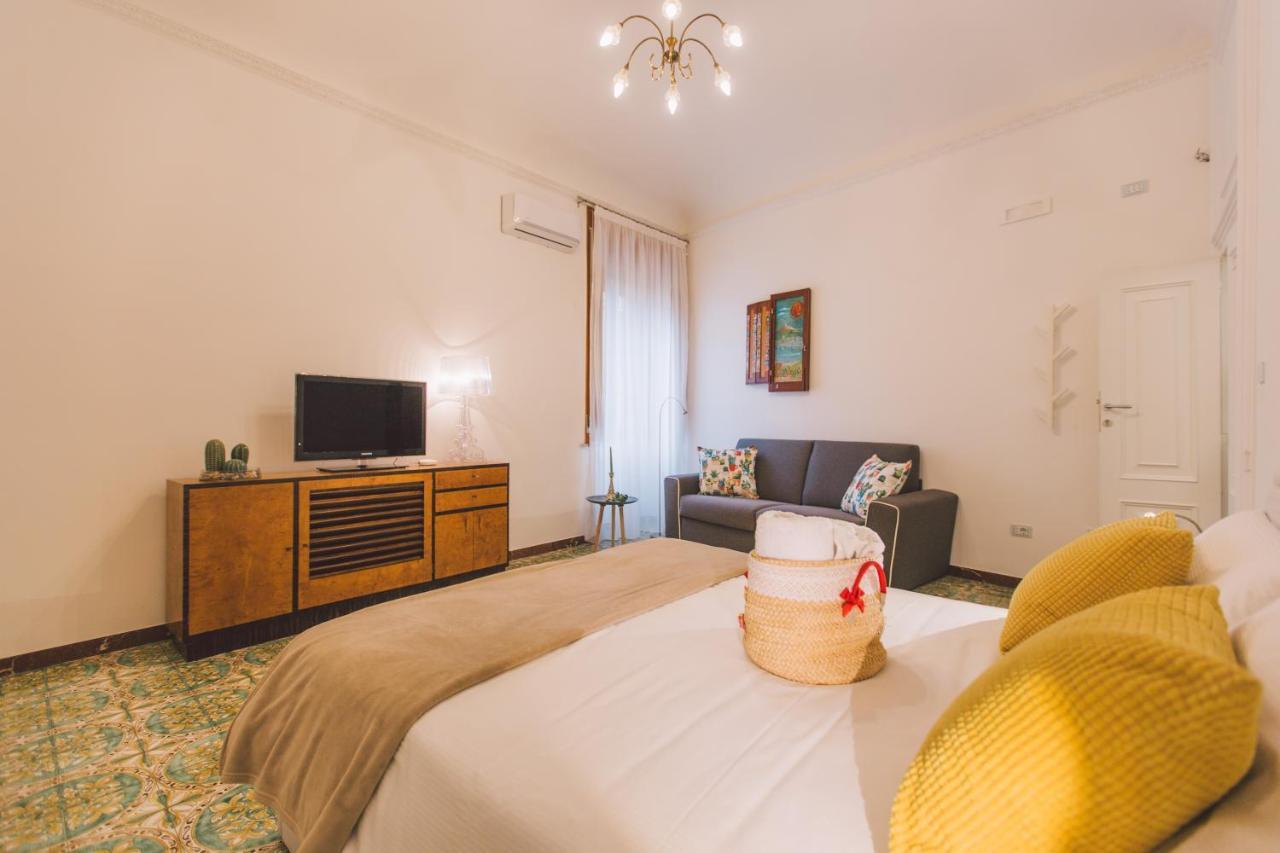 Le Muse Di Apollo Apartment Сиракуза Екстериор снимка